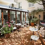 Hotel La Residence Du Berry 